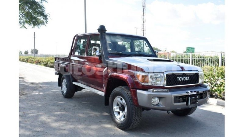 Big with watermark toyota land cruiser anse la raye import dubai 1765