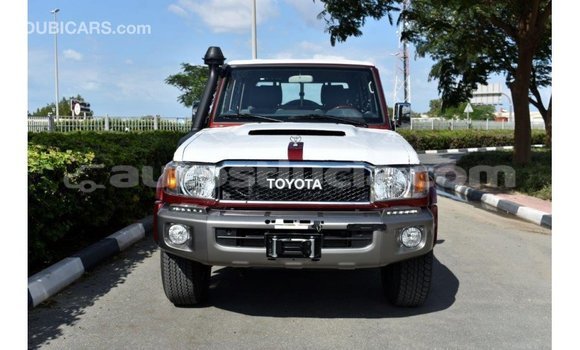 Buy Import Toyota Land Cruiser Red Car in Import - Dubai in Anse-la-Raye Buy Import Toyota Land Cruiser Red Car in Import - Dubai in Anse-la-Raye