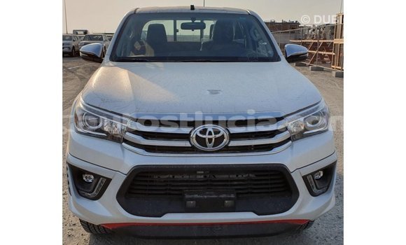 Buy Import Toyota Hilux White Car in Import - Dubai in Anse-la-Raye Buy Import Toyota Hilux White Car in Import - Dubai in Anse-la-Raye