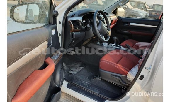 Buy Import Toyota Hilux White Car in Import - Dubai in Anse-la-Raye Buy Import Toyota Hilux White Car in Import - Dubai in Anse-la-Raye