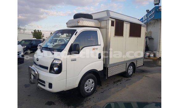 Buy Import Kia Rio White Car in Import - Dubai in Anse-la-Raye Buy Import Kia Rio White Car in Import - Dubai in Anse-la-Raye