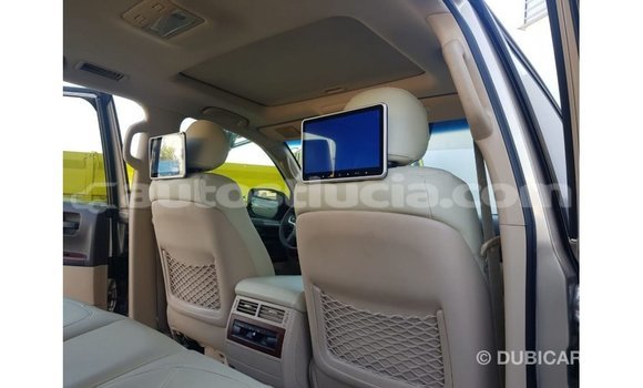 Acheter Import Voiture Toyota Land Cruiser Autre à Import - Dubai, Anse-la-Raye Acheter Import Voiture Toyota Land Cruiser Autre à Import - Dubai, Anse-la-Raye
