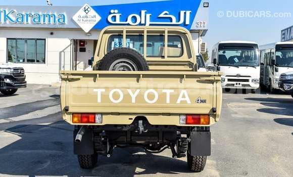 Acheter Import Voiture Toyota Land Cruiser Beige à Import - Dubai, Anse-la-Raye Acheter Import Voiture Toyota Land Cruiser Beige à Import - Dubai, Anse-la-Raye