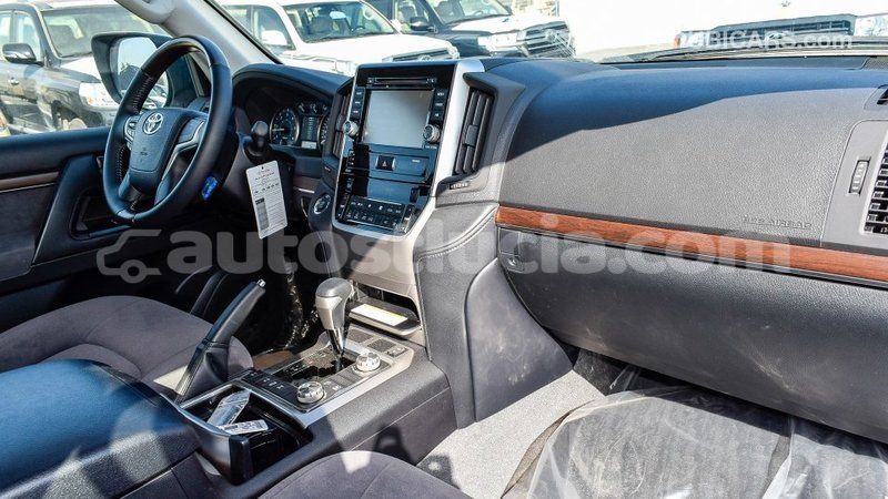 Big with watermark toyota land cruiser anse la raye import dubai 1780