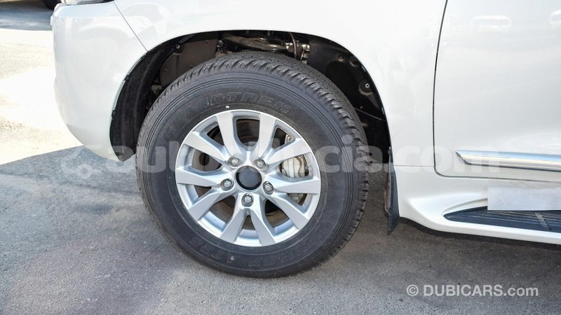 Big with watermark toyota land cruiser anse la raye import dubai 1780