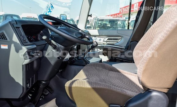 Acheter Import Voiture Toyota Coaster Blanc à Import - Dubai, Anse-la-Raye Acheter Import Voiture Toyota Coaster Blanc à Import - Dubai, Anse-la-Raye