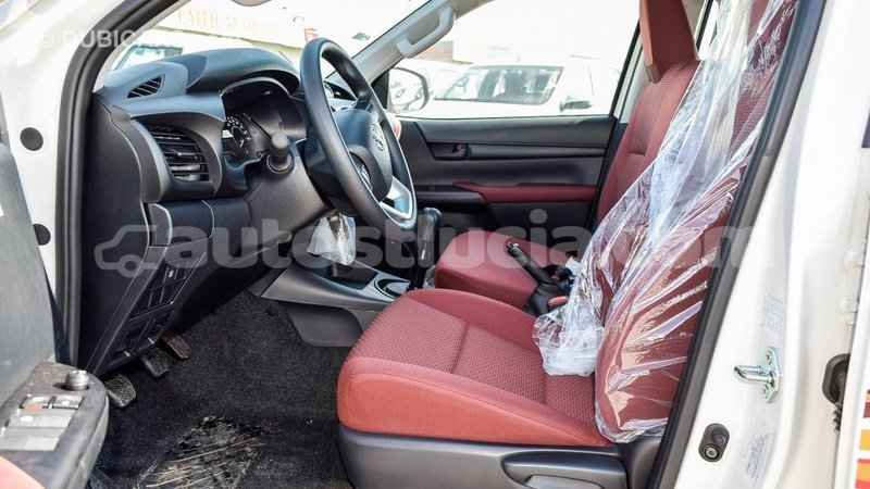 Big with watermark toyota hilux anse la raye import dubai 1783