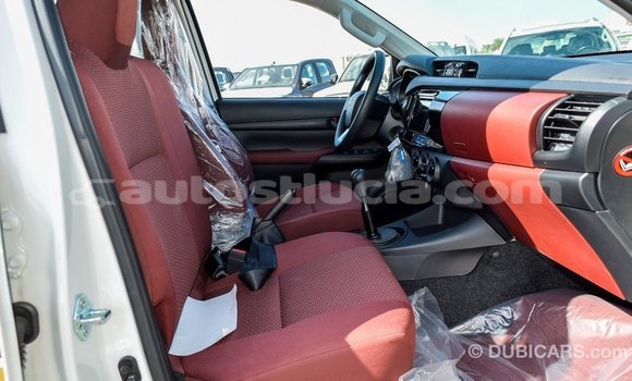 Buy Import Toyota Hilux White Car in Import - Dubai in Anse-la-Raye Buy Import Toyota Hilux White Car in Import - Dubai in Anse-la-Raye