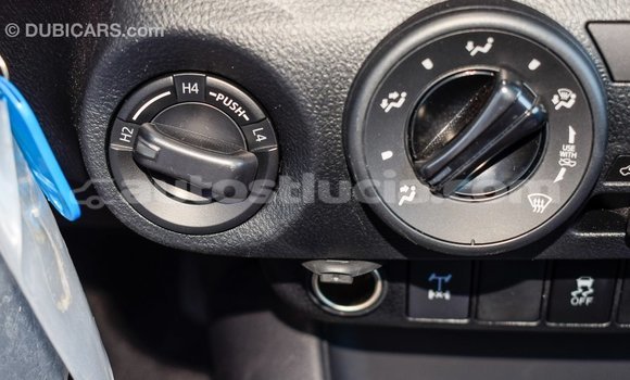 Buy Import Toyota Hilux White Car in Import - Dubai in Anse-la-Raye Buy Import Toyota Hilux White Car in Import - Dubai in Anse-la-Raye