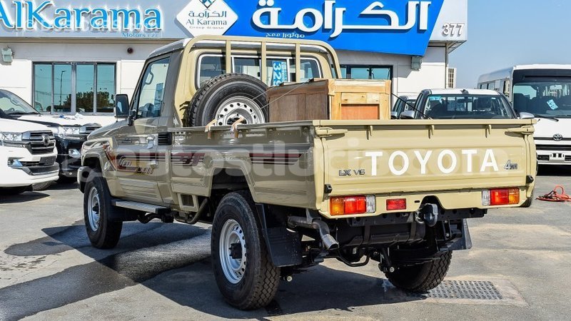 Big with watermark toyota land cruiser anse la raye import dubai 1784