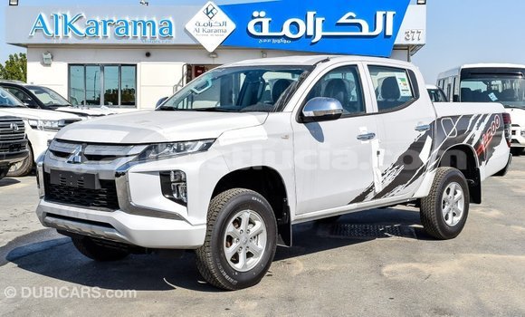 Buy Import Mitsubishi L200 White Car in Import - Dubai in Anse-la-Raye Buy Import Mitsubishi L200 White Car in Import - Dubai in Anse-la-Raye
