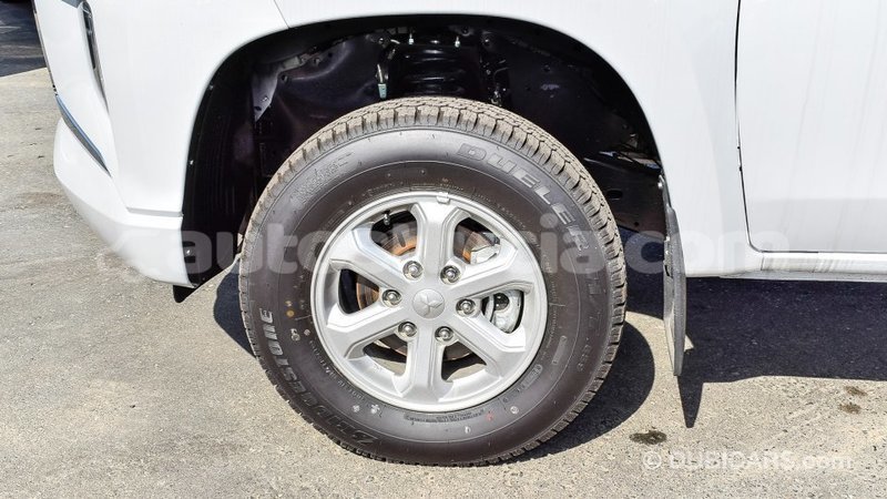 Big with watermark mitsubishi l200 anse la raye import dubai 1785