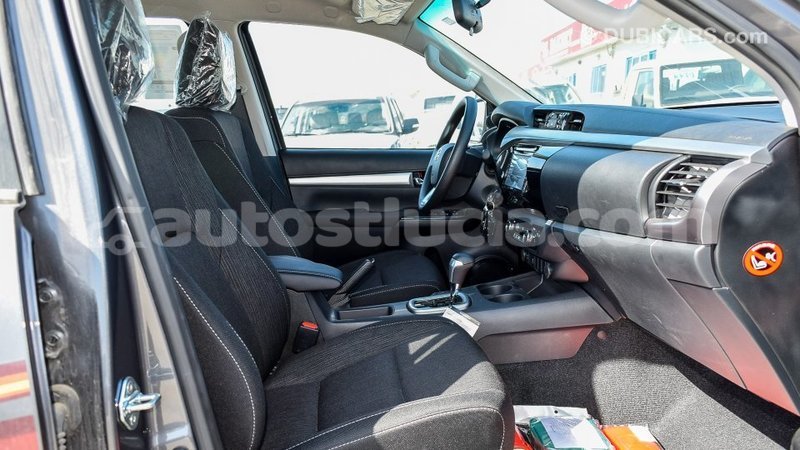 Big with watermark toyota hilux anse la raye import dubai 1786