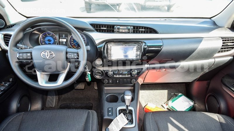 Big with watermark toyota hilux anse la raye import dubai 1787