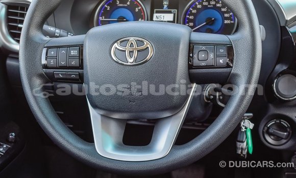 Acheter Import Voiture Toyota Hilux Noir à Import - Dubai, Anse-la-Raye Acheter Import Voiture Toyota Hilux Noir à Import - Dubai, Anse-la-Raye
