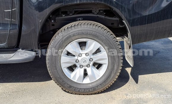 Acheter Import Voiture Toyota Hilux Noir à Import - Dubai, Anse-la-Raye Acheter Import Voiture Toyota Hilux Noir à Import - Dubai, Anse-la-Raye