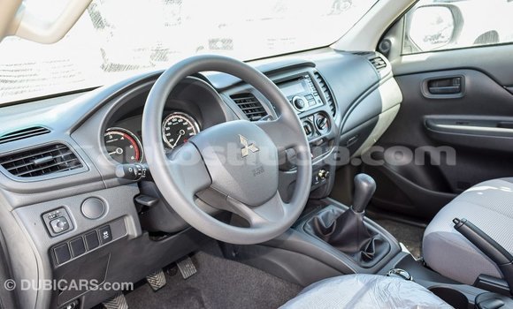 Buy Import Mitsubishi L200 White Car in Import - Dubai in Anse-la-Raye Buy Import Mitsubishi L200 White Car in Import - Dubai in Anse-la-Raye