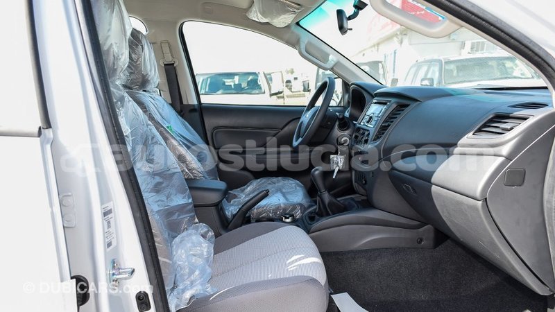 Big with watermark mitsubishi l200 anse la raye import dubai 1789