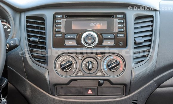 Buy Import Mitsubishi L200 White Car in Import - Dubai in Anse-la-Raye Buy Import Mitsubishi L200 White Car in Import - Dubai in Anse-la-Raye