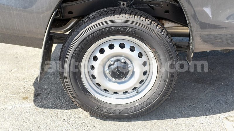 Big with watermark toyota hilux anse la raye import dubai 1790