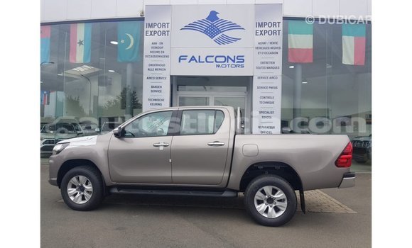 Buy Import Toyota Hilux Other Car in Import - Dubai in Anse-la-Raye Buy Import Toyota Hilux Other Car in Import - Dubai in Anse-la-Raye