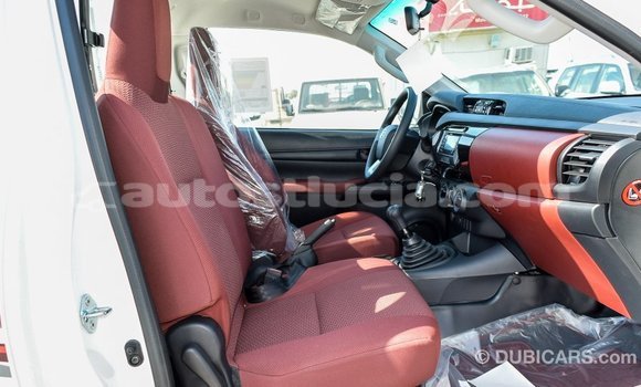 Buy Import Toyota Hilux White Car in Import - Dubai in Anse-la-Raye Buy Import Toyota Hilux White Car in Import - Dubai in Anse-la-Raye