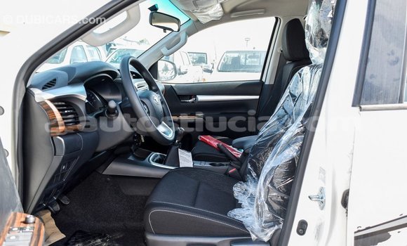 Buy Import Toyota Hilux White Car in Import - Dubai in Anse-la-Raye Buy Import Toyota Hilux White Car in Import - Dubai in Anse-la-Raye