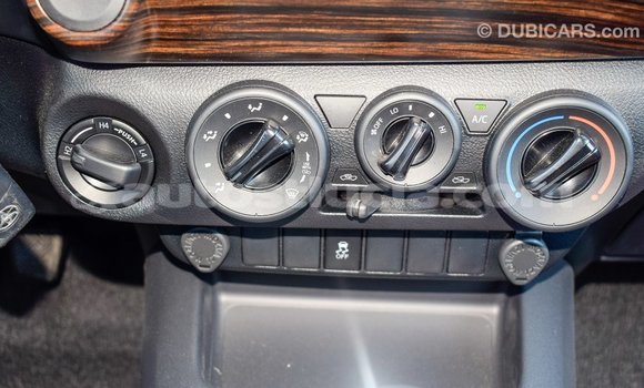 Buy Import Toyota Hilux White Car in Import - Dubai in Anse-la-Raye Buy Import Toyota Hilux White Car in Import - Dubai in Anse-la-Raye