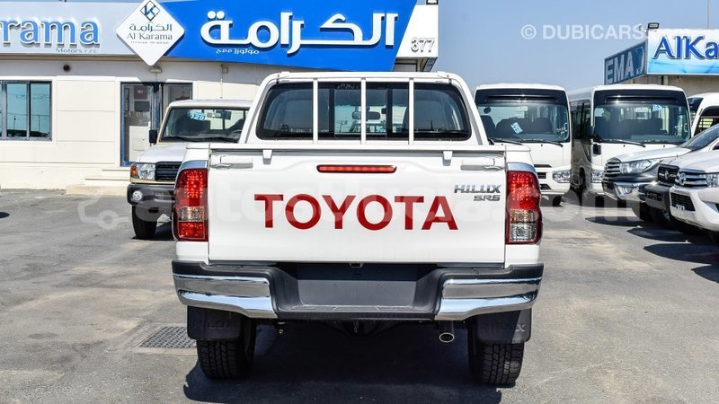 Big with watermark toyota hilux anse la raye import dubai 1795