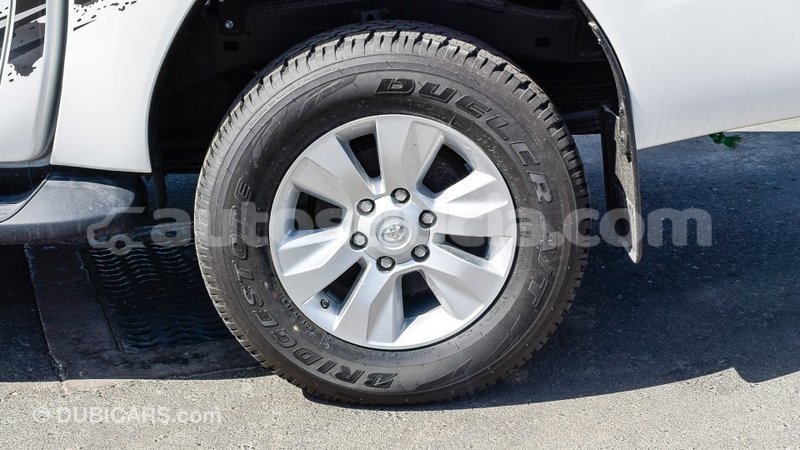Big with watermark toyota hilux anse la raye import dubai 1795