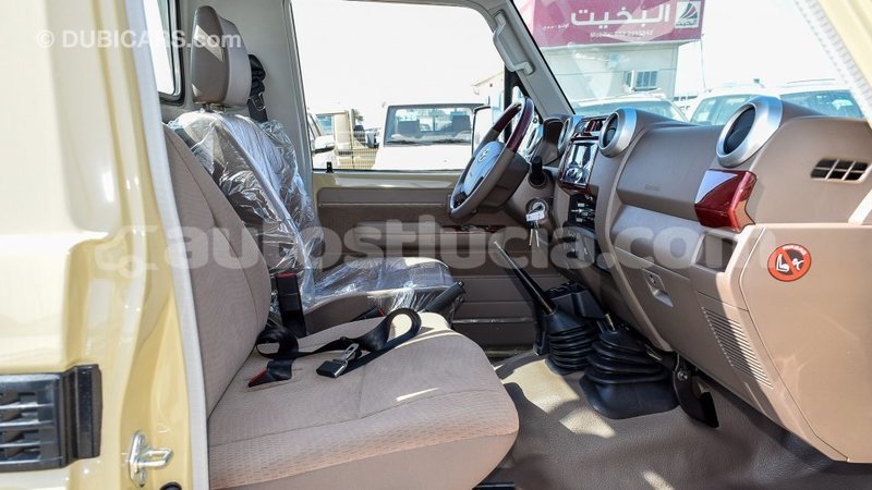 Big with watermark toyota land cruiser anse la raye import dubai 1796