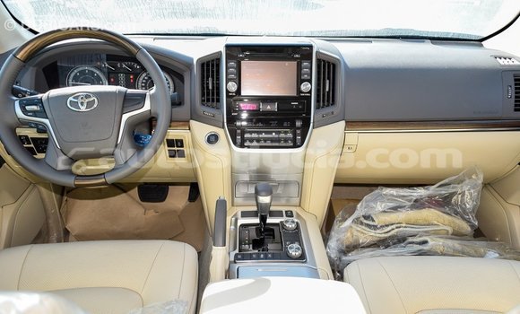 Buy Import Toyota Land Cruiser Black Car in Import - Dubai in Anse-la-Raye Buy Import Toyota Land Cruiser Black Car in Import - Dubai in Anse-la-Raye