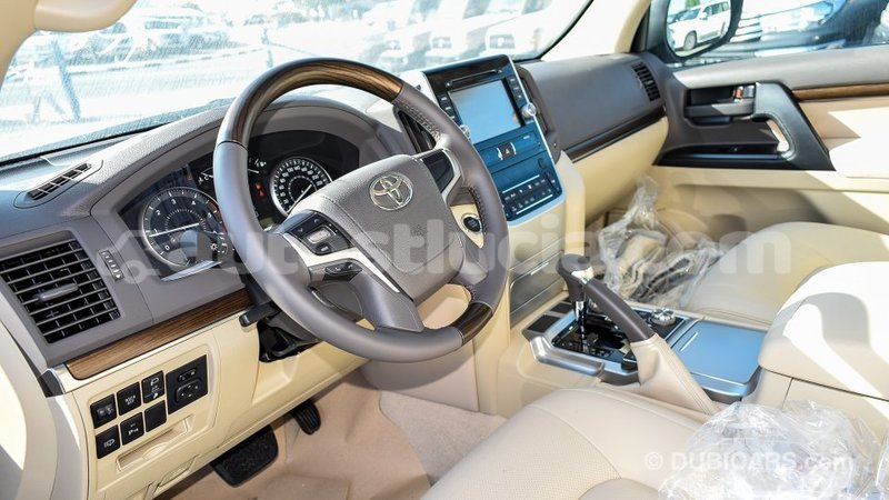 Big with watermark toyota land cruiser anse la raye import dubai 1798