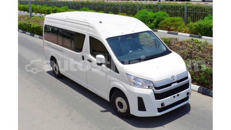 Big with watermark toyota hiace anse la raye import dubai 1801