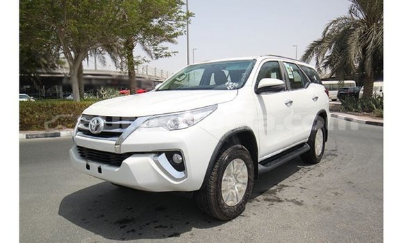 Buy Import Toyota Fortuner White Car in Import - Dubai in Anse-la-Raye Buy Import Toyota Fortuner White Car in Import - Dubai in Anse-la-Raye
