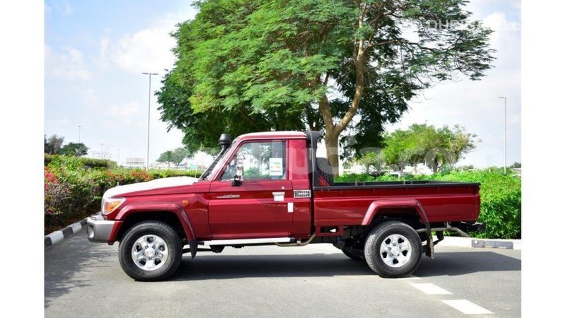 Big with watermark toyota land cruiser anse la raye import dubai 1819