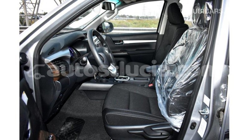 Big with watermark toyota hilux anse la raye import dubai 1829