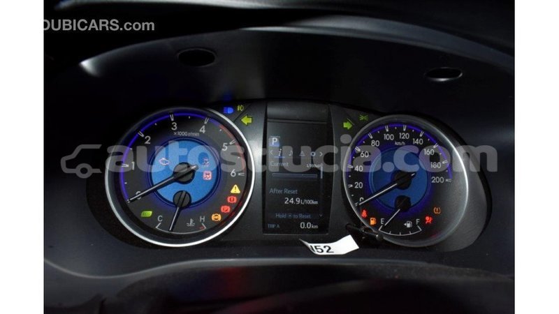 Big with watermark toyota hilux anse la raye import dubai 1829