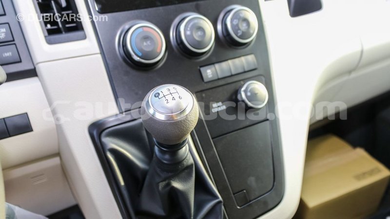 Big with watermark toyota hiace anse la raye import dubai 1832