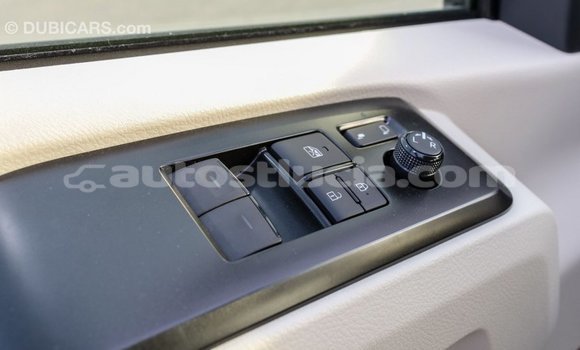 Buy Import Toyota Hiace White Car in Import - Dubai in Anse-la-Raye Buy Import Toyota Hiace White Car in Import - Dubai in Anse-la-Raye