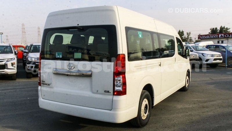 Big with watermark toyota hiace anse la raye import dubai 1832