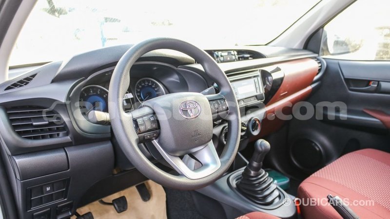 Big with watermark toyota hilux anse la raye import dubai 1833