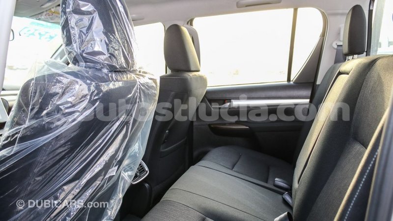 Big with watermark toyota hilux anse la raye import dubai 1834