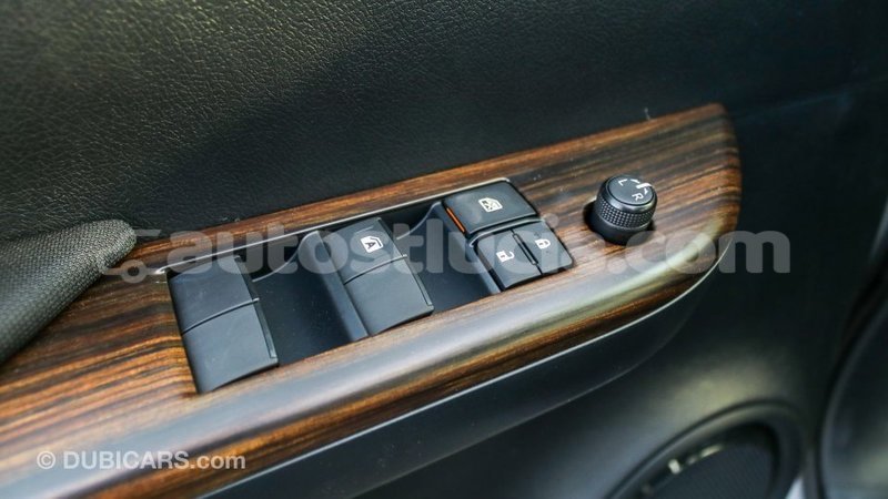 Big with watermark toyota hilux anse la raye import dubai 1834