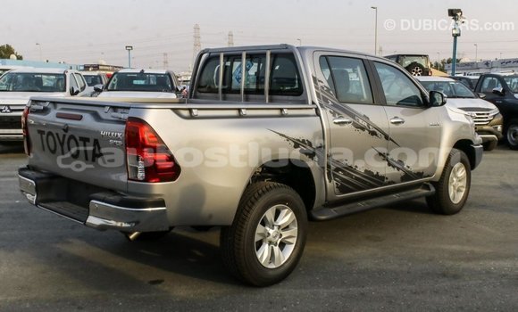 Acheter Import Voiture Toyota Hilux Autre à Import - Dubai, Anse-la-Raye Acheter Import Voiture Toyota Hilux Autre à Import - Dubai, Anse-la-Raye