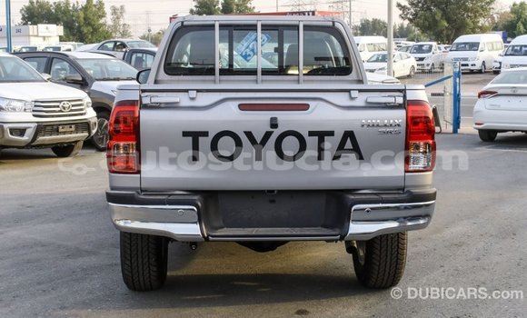 Acheter Import Voiture Toyota Hilux Autre à Import - Dubai, Anse-la-Raye Acheter Import Voiture Toyota Hilux Autre à Import - Dubai, Anse-la-Raye