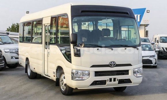 Acheter Import Voiture Toyota Coaster Blanc à Import - Dubai, Anse-la-Raye Acheter Import Voiture Toyota Coaster Blanc à Import - Dubai, Anse-la-Raye