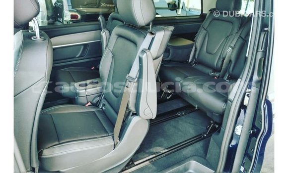 Buy Import Mercedes-Benz Viano Black Car in Import - Dubai in Anse-la-Raye Buy Import Mercedes-Benz Viano Black Car in Import - Dubai in Anse-la-Raye