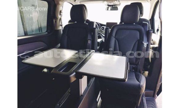 Buy Import Mercedes-Benz Viano Black Car in Import - Dubai in Anse-la-Raye Buy Import Mercedes-Benz Viano Black Car in Import - Dubai in Anse-la-Raye