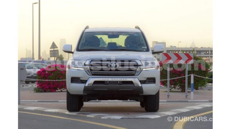 Big with watermark toyota land cruiser anse la raye import dubai 1843
